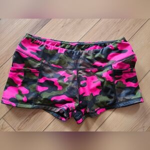 Camo Pink Women's Shorts Size XL